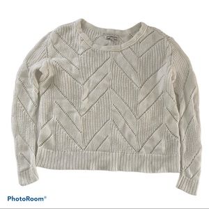 NWOT A & E White Sweater